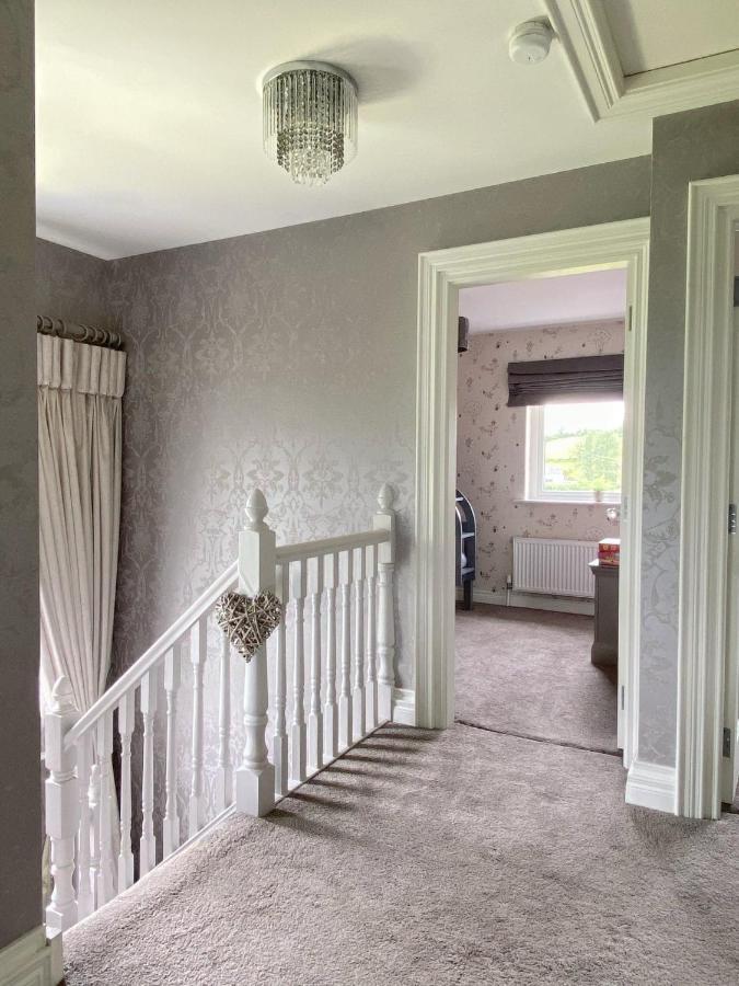 Villa Swallow Lane, Enniskillen, Co Fermanagh, 5* Chic Exterior foto